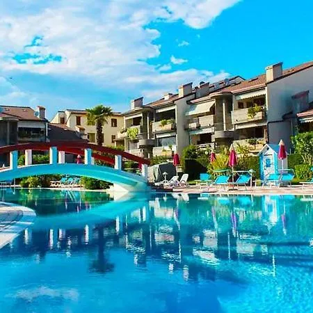 Apartment With Private Garden - Desenzano del Garda
